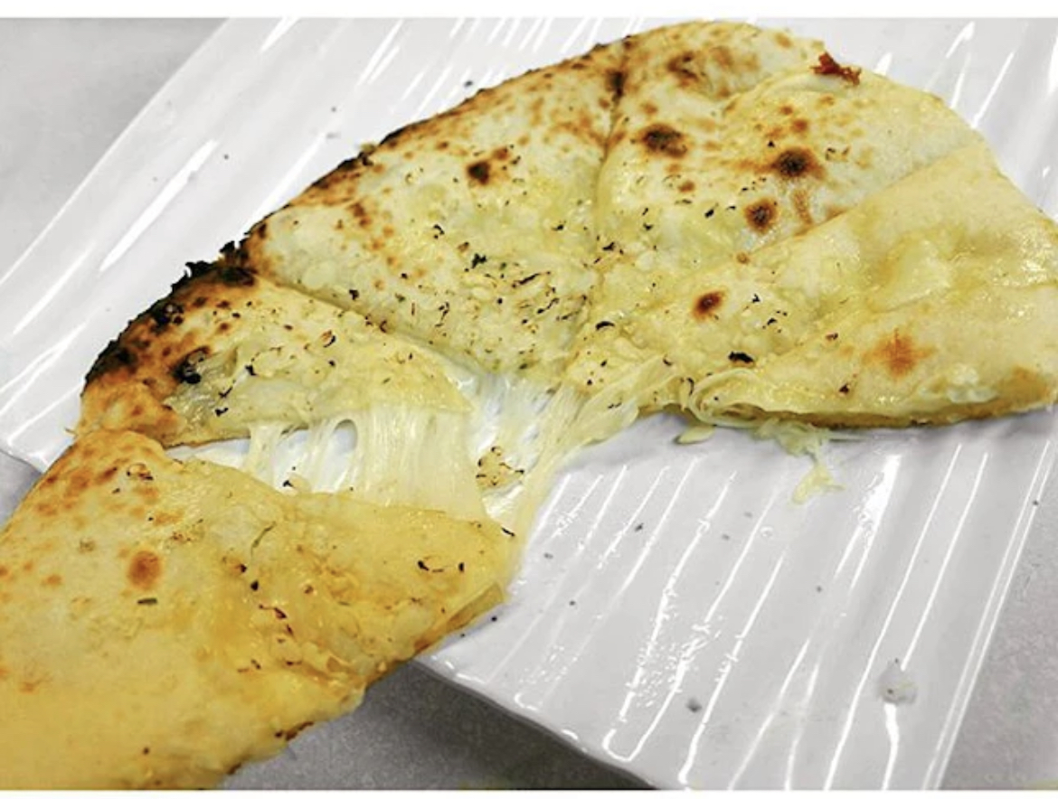 GARLIC CHEESE NAN