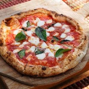 Classic Margherita Pizza