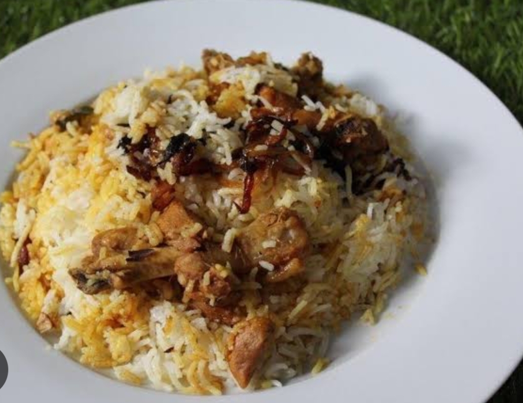 Thalassery Chicken Biryani H/F