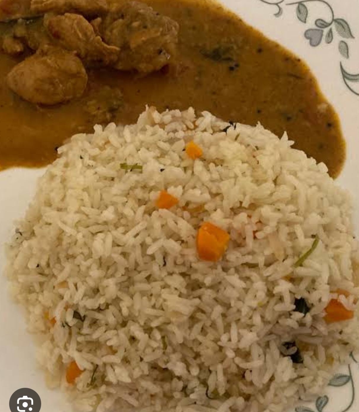 നെയ്‌ച്ചോറ് + ചിക്കൻ കറി കോമ്പോ 